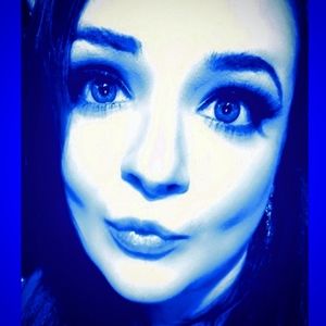 Meet your Posher, Zara